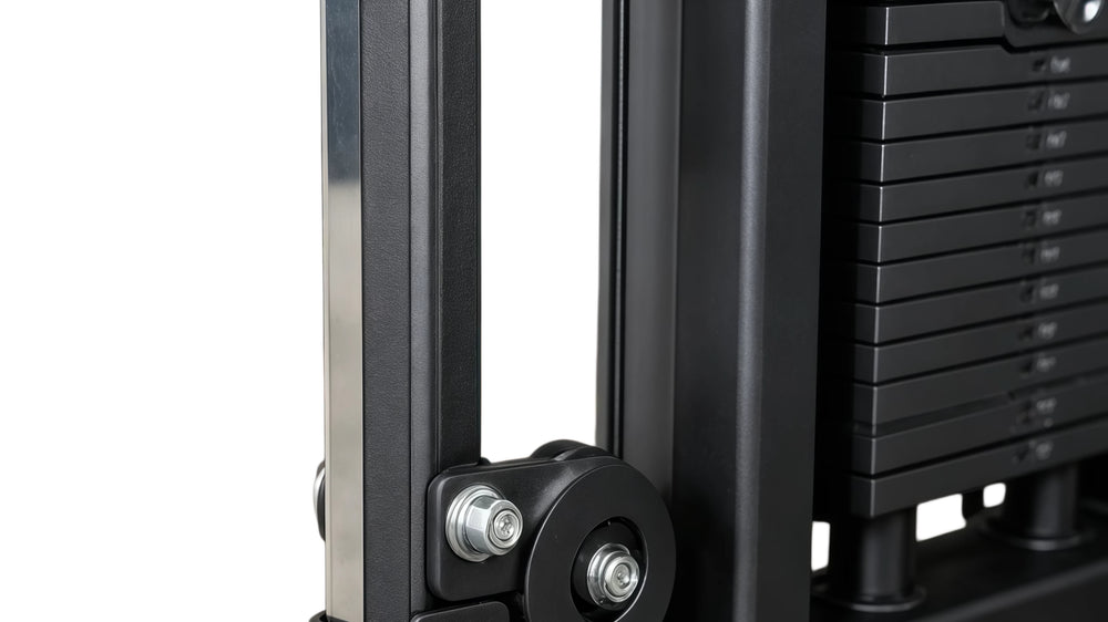 Reinforced connection for zero-shake heavy lifting.